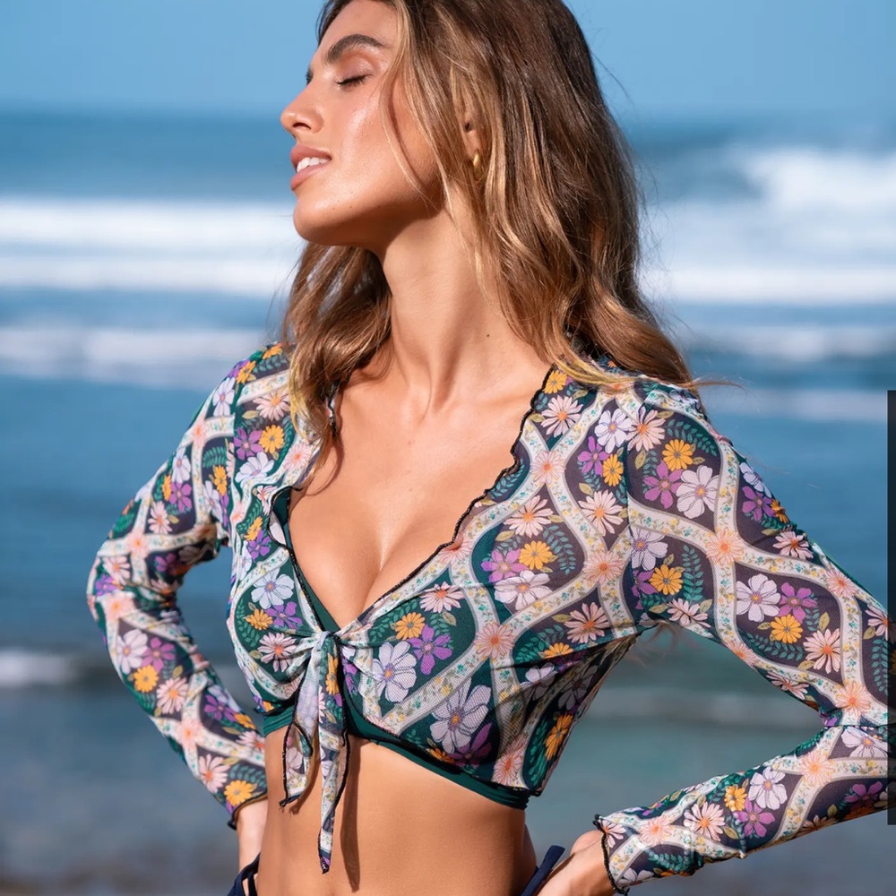 Floral Long Sleeved Swim Cover up Cropped Top